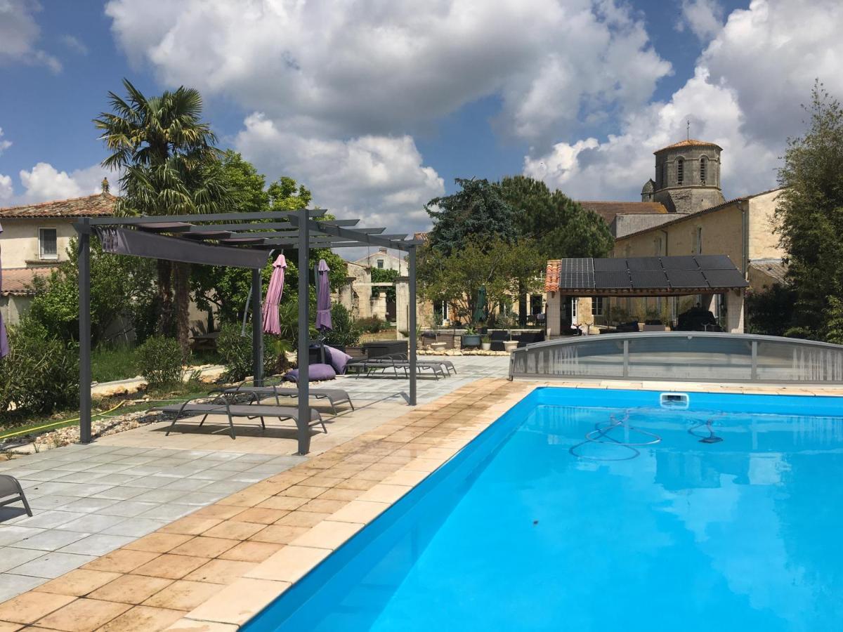 Gites Jardin-Darcy - Piscine Au Sel Bois المظهر الخارجي الصورة