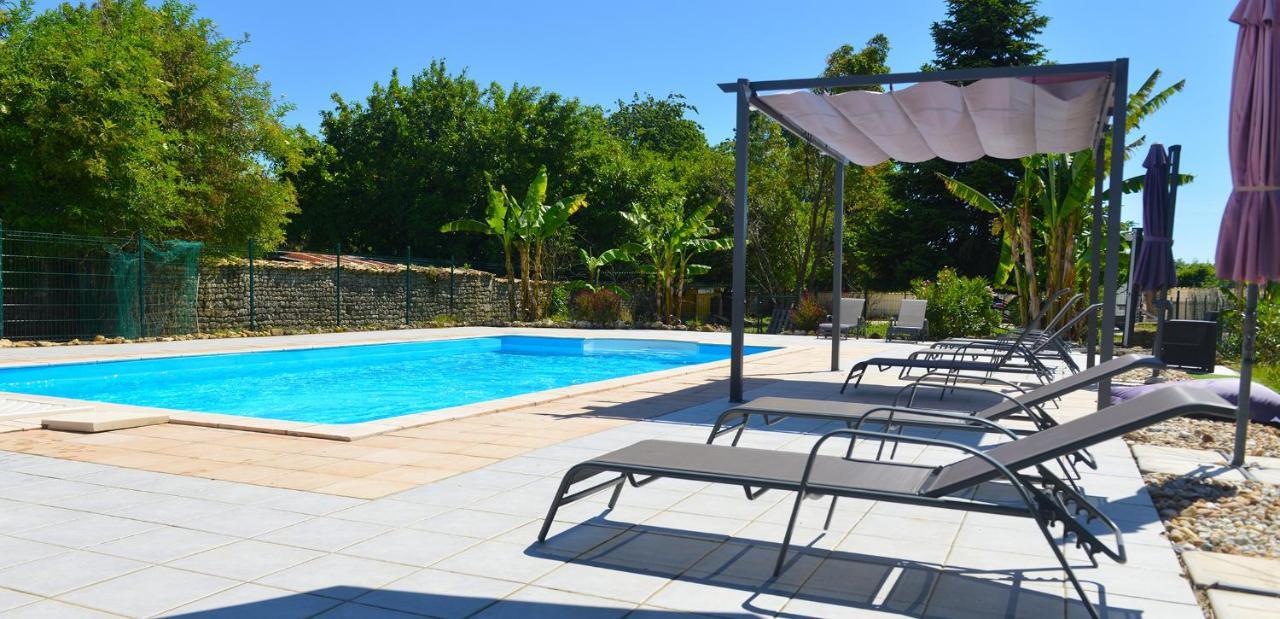 Gites Jardin-Darcy - Piscine Au Sel Bois المظهر الخارجي الصورة